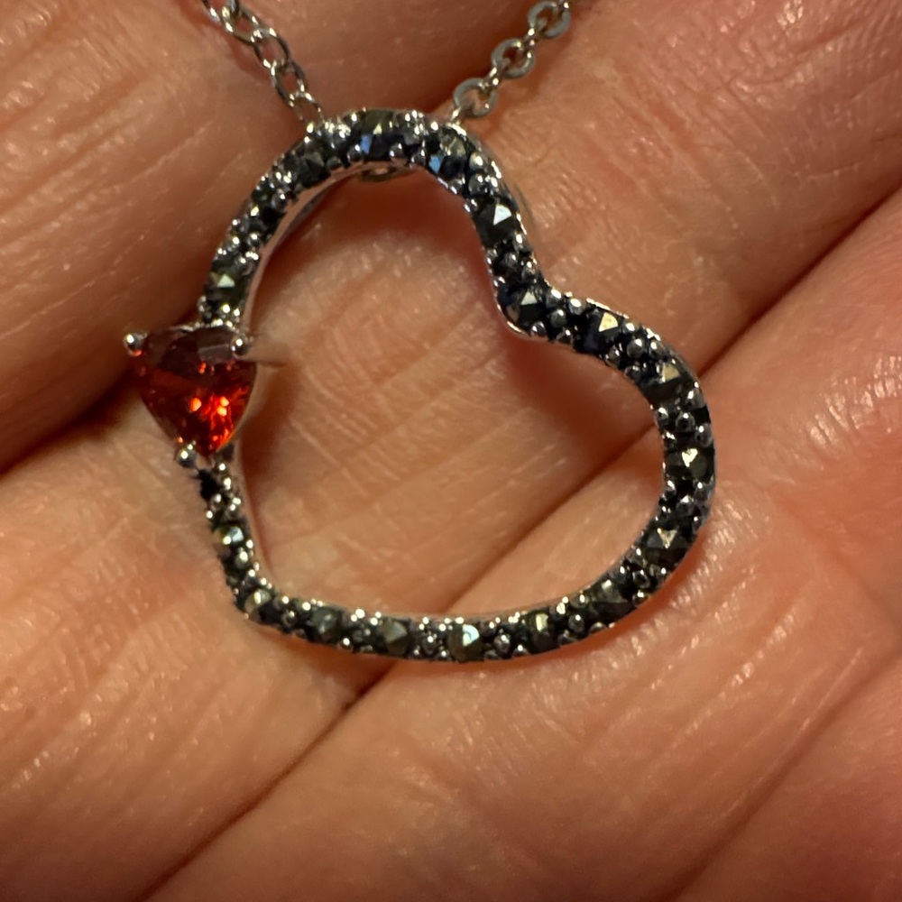 Silver and Red Pendant Necklace - Picture 3 of 6